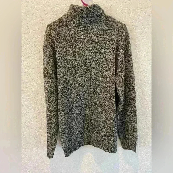 Old Navy gray Sweater women’s large - Picture 4 of 4